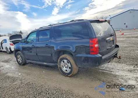 2014 Chevrolet Suburban K1500 Lt z USA, uszkodzony, nr VIN 1GNSKJE74ER186571